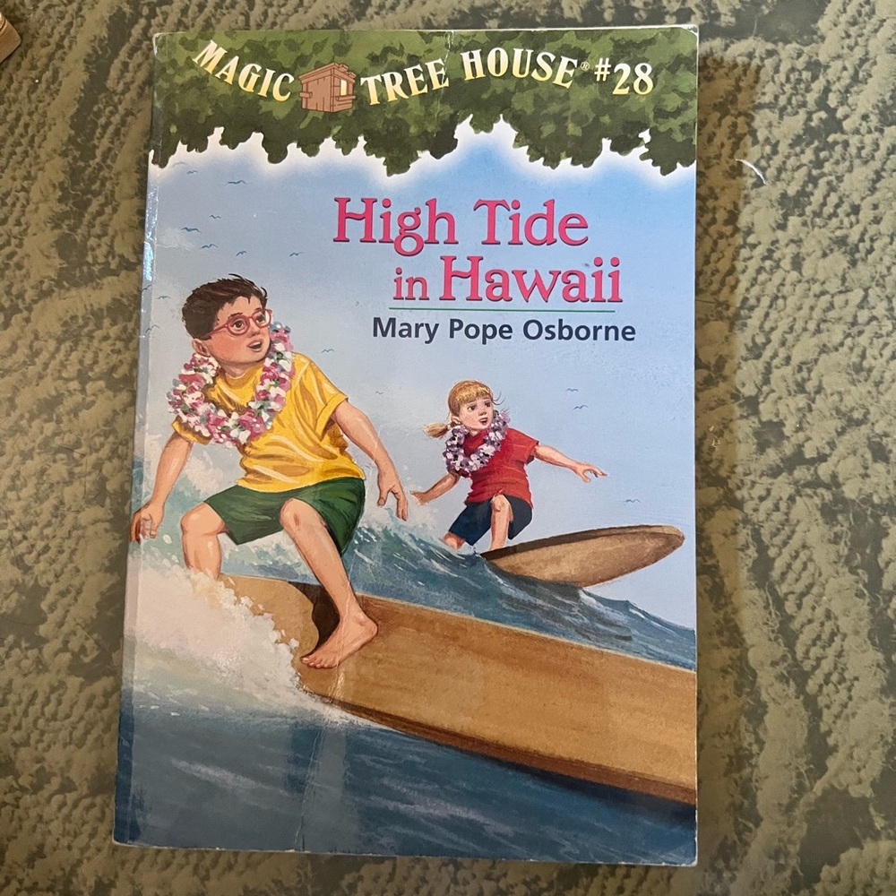 Magic Tree House book #28 High Tide in Hawaii